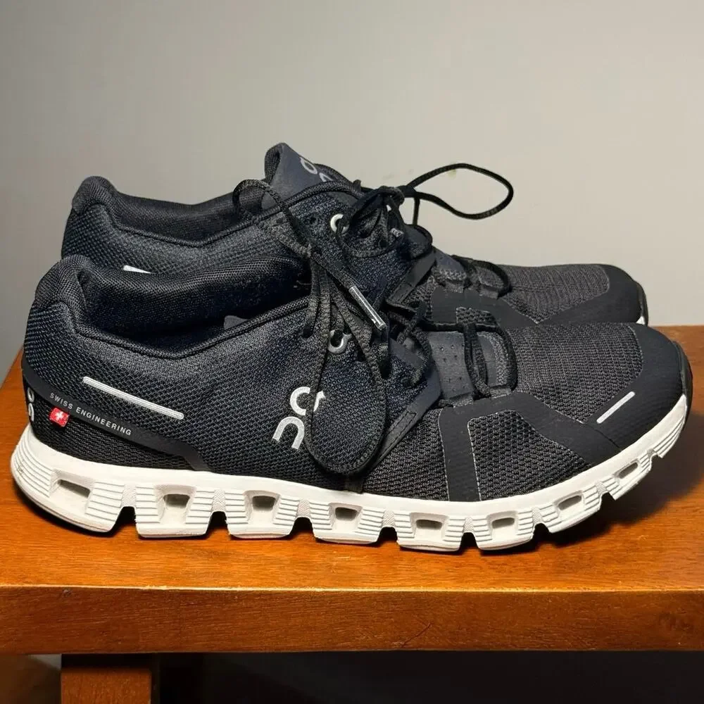 On Running Cloud 5 Shoes Women 8.5 Black White Sneakers NO INSOLES AS IS